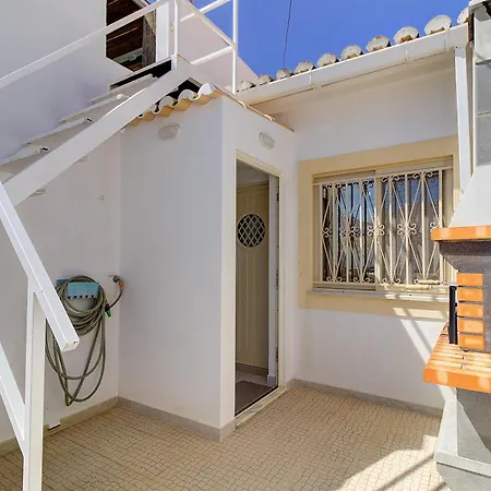 Semesterbostad Horizon House - 3 Bedrooms - Rooftop Terrace & Bbq - Ac Portimão