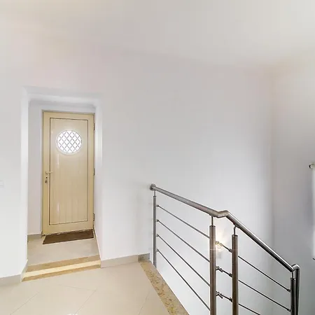 Amazing With Balcony & Barbecue * ポルティマン