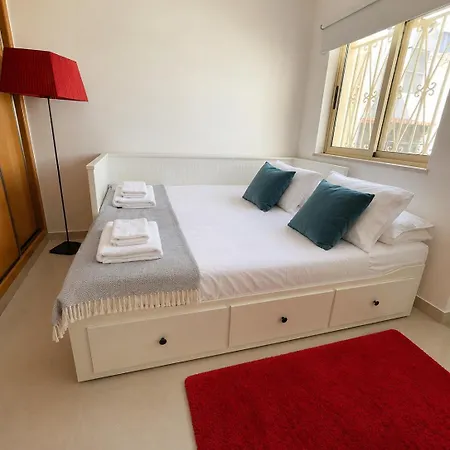 Ferienhaus Horizon House - 3 Bedrooms - Rooftop Terrace & Bbq - Ac
