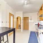 Amazing With Balcony & Barbecue בית נופש פורטימאו