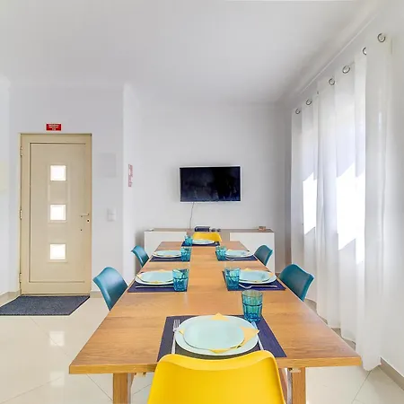 Amazing With Balcony & Barbecue Dom wakacyjny *