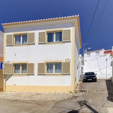 Amazing With Balcony & Barbecue Portimão