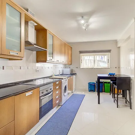 Amazing With Balcony & Barbecue * פורטימאו